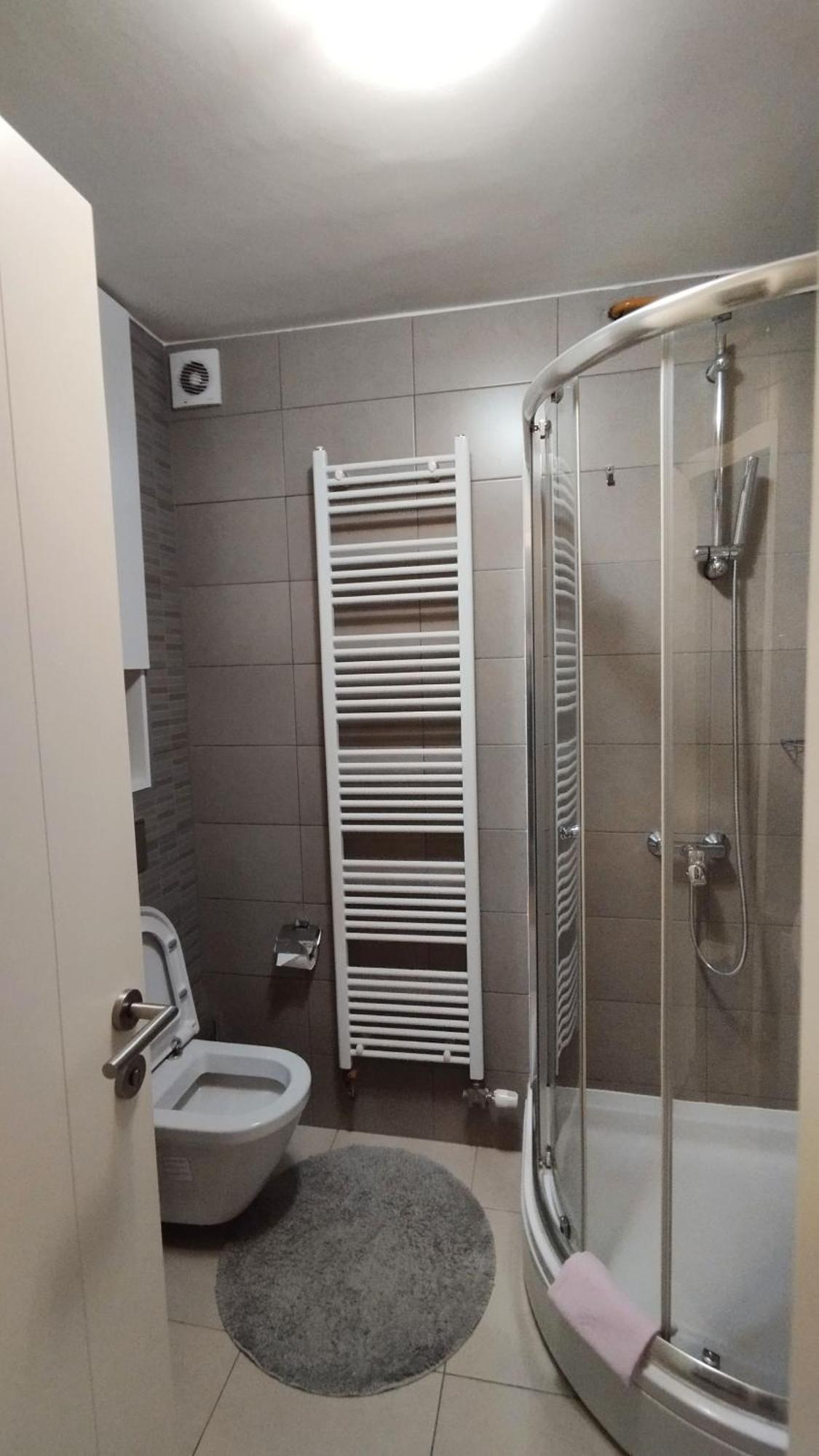 Quiet Apartment in City Center Sarajevo Buitenkant foto
