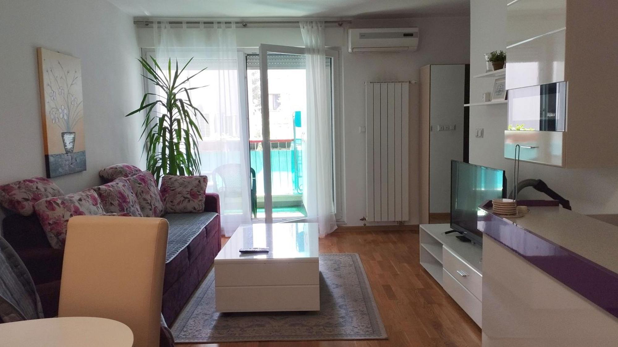 Quiet Apartment in City Center Sarajevo Buitenkant foto