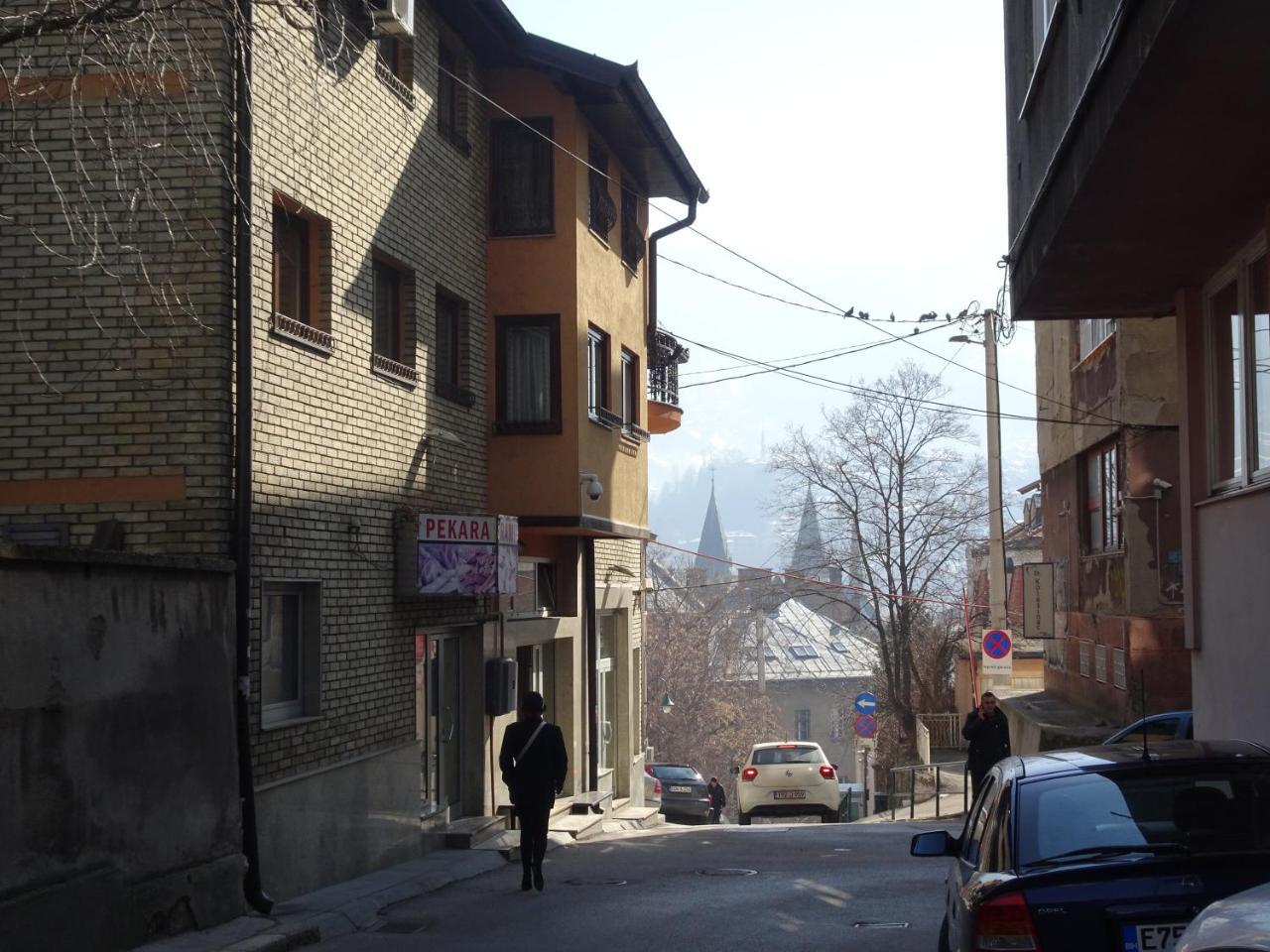 Quiet Apartment in City Center Sarajevo Buitenkant foto